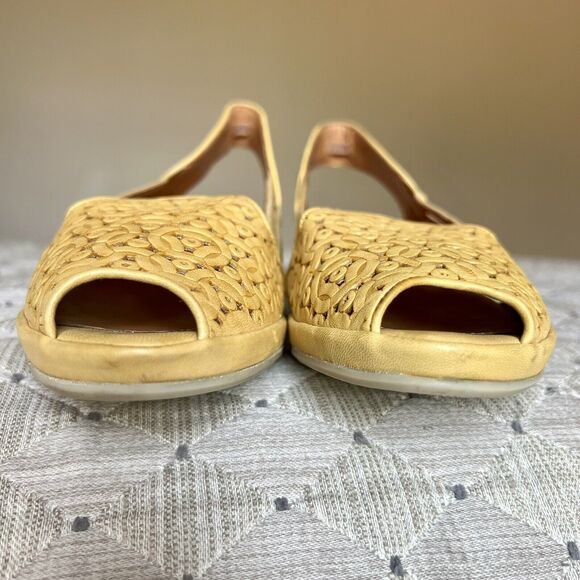 L’amour Des Pieds Bainya Gold Mustard Yellow Leather Wedge Heel Sandal Women 8.5 - Picture 10 of 16